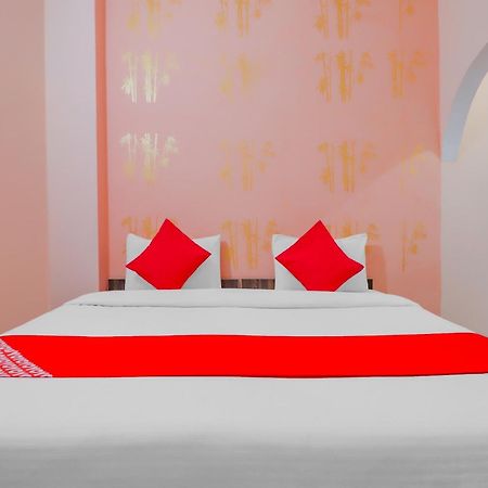 Hotel O Bhardwaj Guest House Garhi Harsaru Ngoại thất bức ảnh
